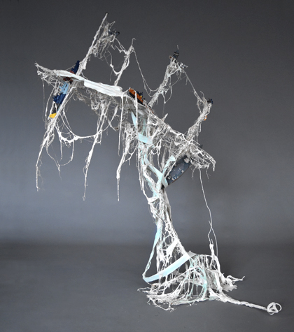 Piet.sO, contemporary sculpture Dropped in the ocean - tree ocean - anthropocene, climat ocean in contemporary art.